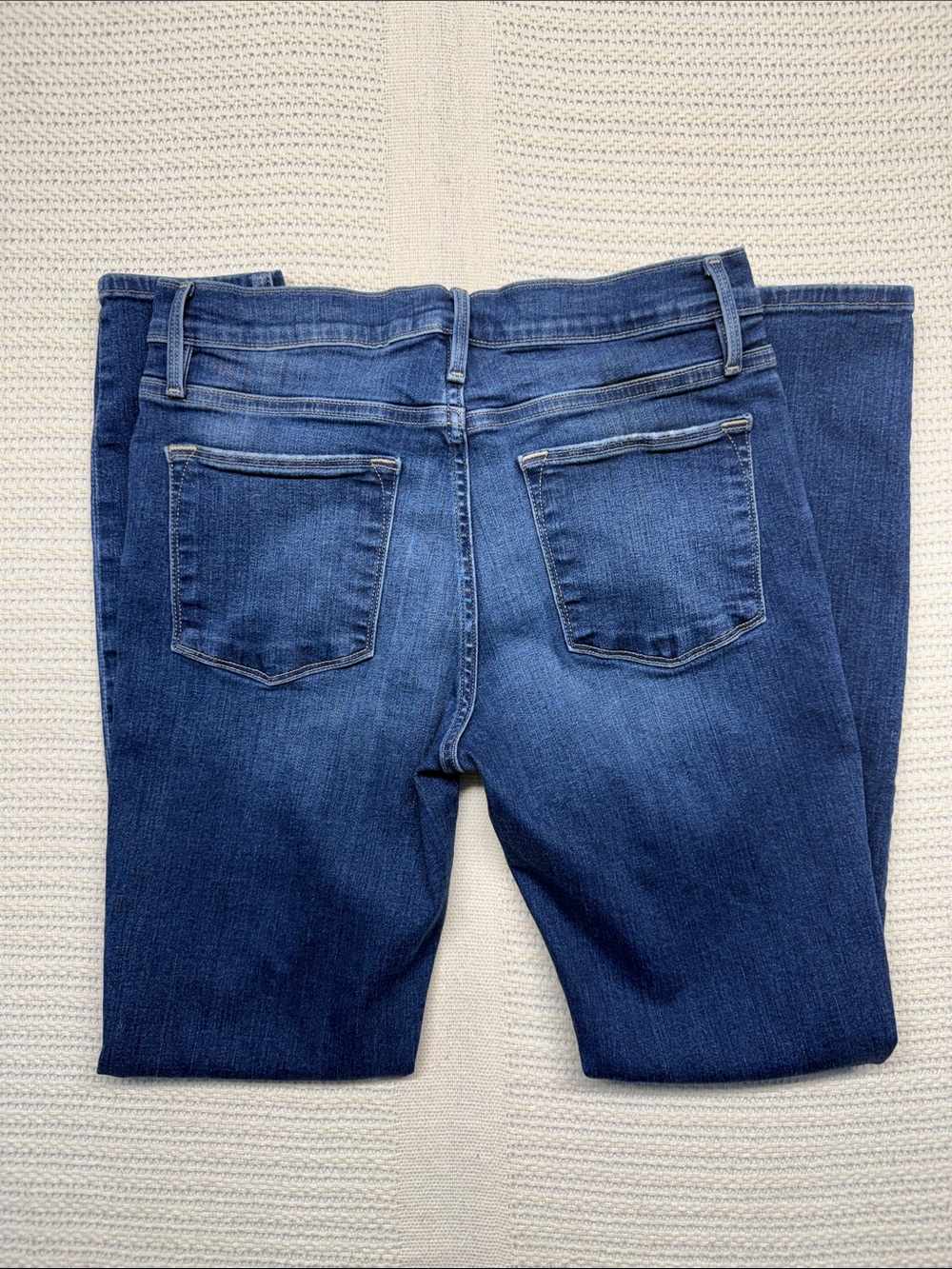 Frame Denim High-Rise Skinny Jeans - Dark Wash Blue - Picture 4 of 9